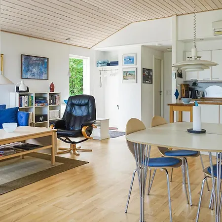 Stunning Home In Allinge Tatil Evi