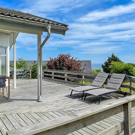 Stunning Home In Allinge * Allinge-Sandvig